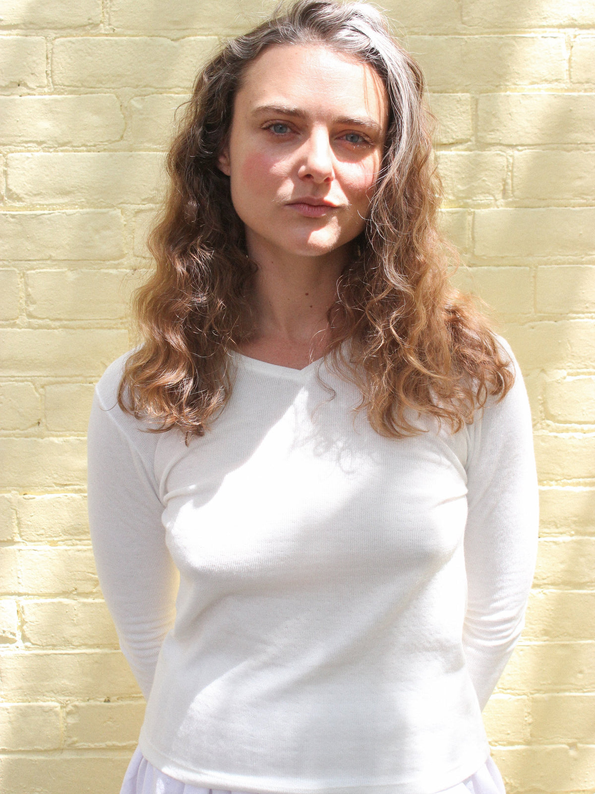 Hiro V-Neck Tee in White Pointelle
