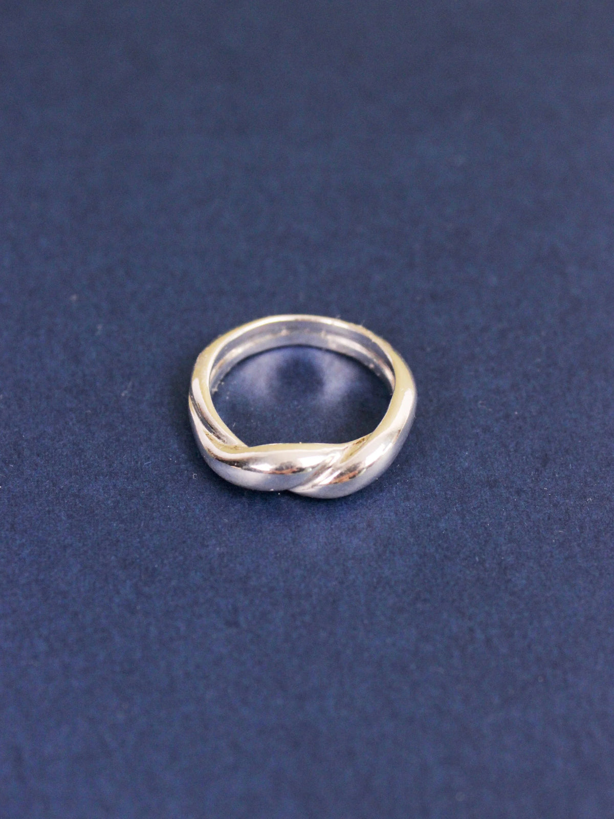 Knot Ring in Sterling Silver